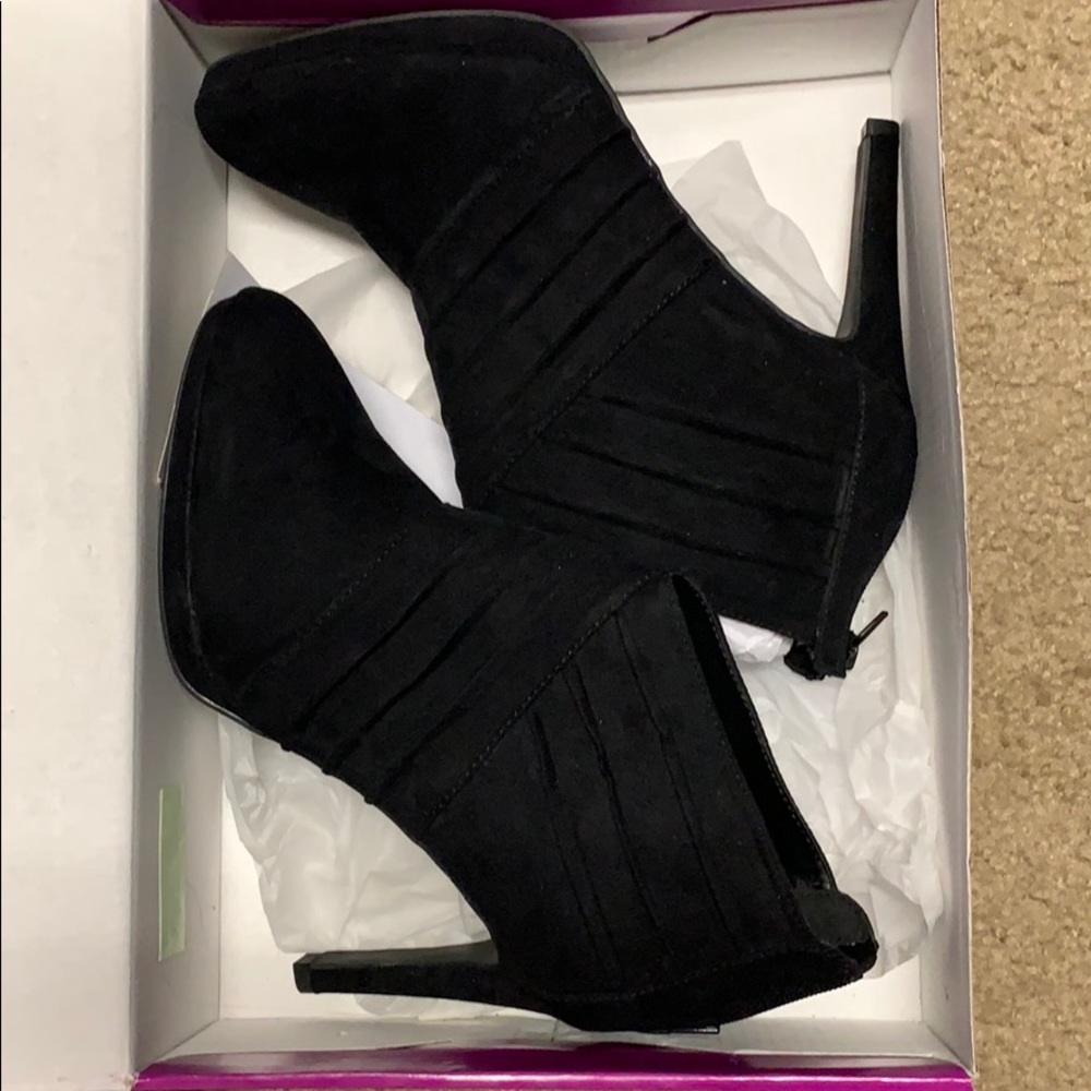 Rampage Eliza Booties